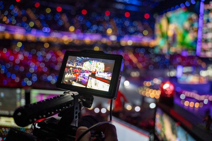 TI14 Dota2 Arena view through camera monitor